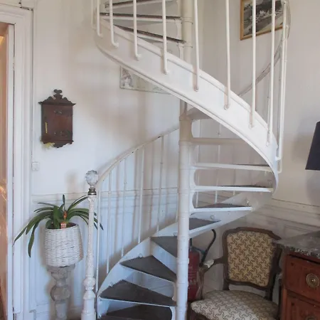 Le Domaine Du Chapitre