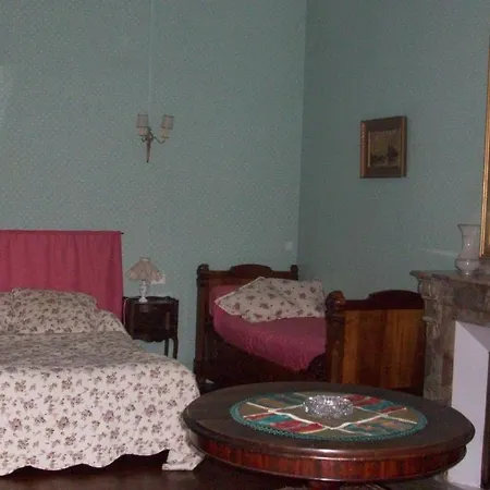 Le Domaine Du Chapitre Bed & Breakfast 3*