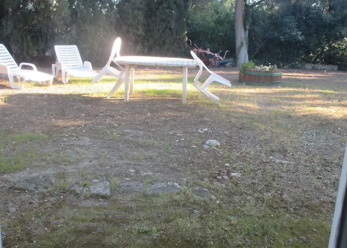 Le Domaine Du Chapitre Bed & Breakfast Carcassonne