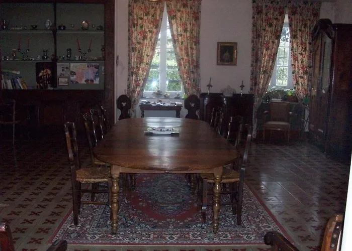 Oda ve Kahvaltı Le Domaine Du Chapitre 3*