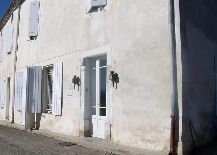 Le Domaine Du Chapitre Bed & Breakfast 3*